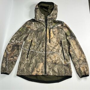 L.L. Bean Ridge Runner camo jacket. like new. Size L